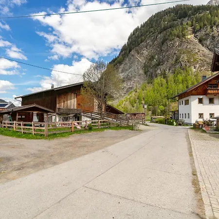 Schweizerhof Arnika