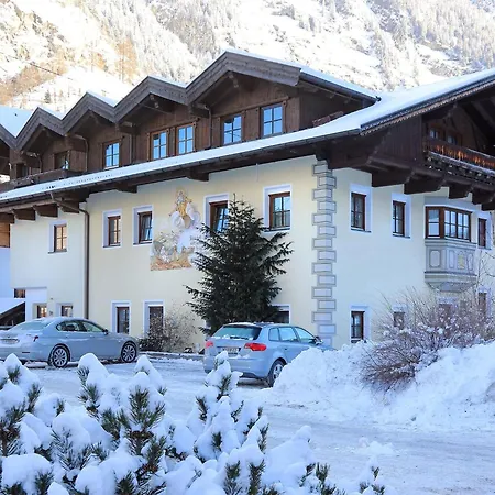 Schweizerhof Arnika Lägenhet