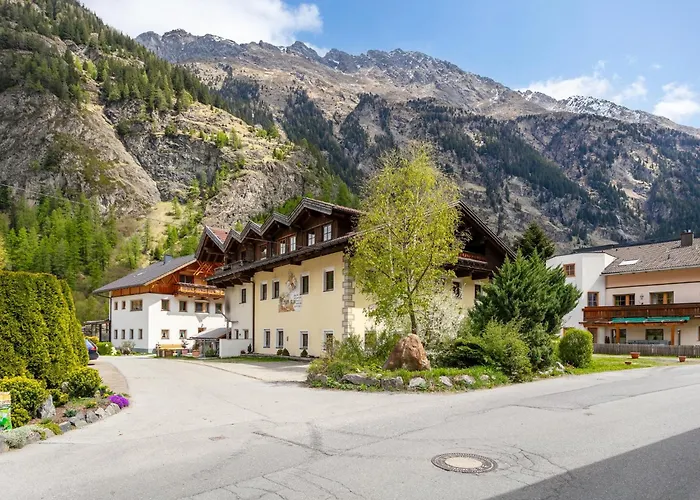 Schweizerhof Arnika 公寓